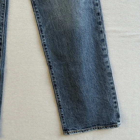 Levi's Ribcage Straight Leg Jeans Size 26 Light Wash High Rise Denim - Picture 12 of 13